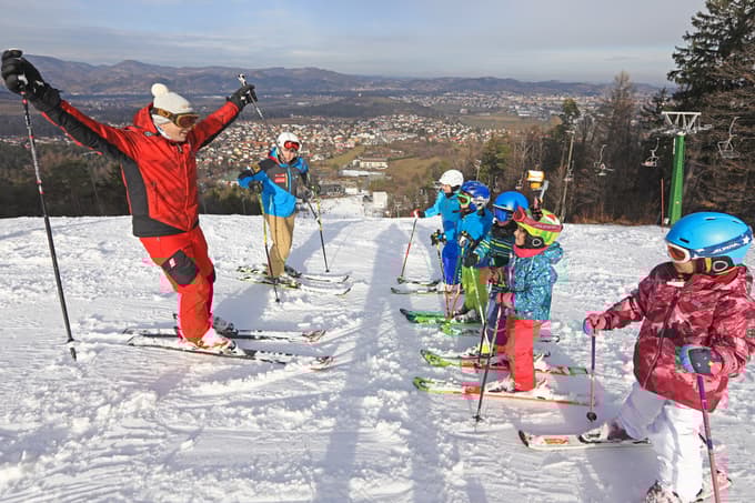 Na Mariborskem Pohorju začetek smučarske sezone načrtujejo sredi decembra - odvisno seveda od vremenskih razmer, snežnih padavin in temperatur.