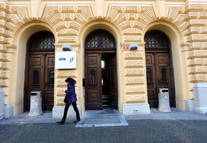 Maribor: Pravna fakulteta, Univerza v Mariboru -