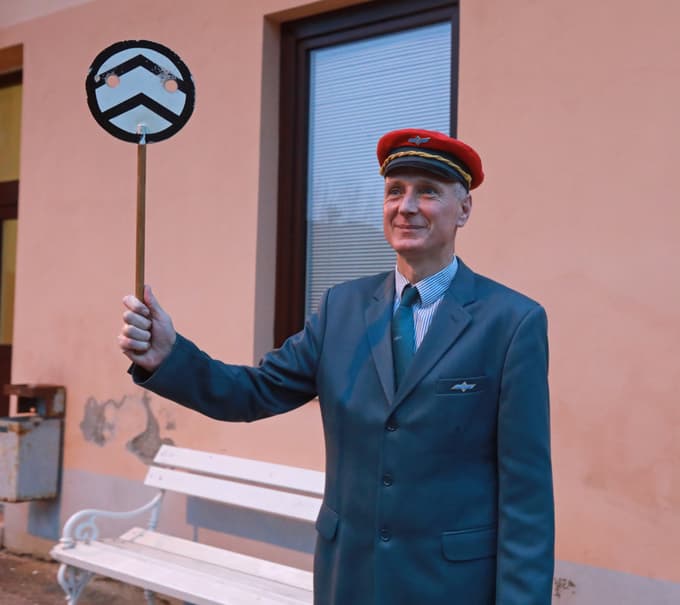 (FOTO) Večerova akcija: Kako so zasedeni vlaki in avtobusi proti Mariboru