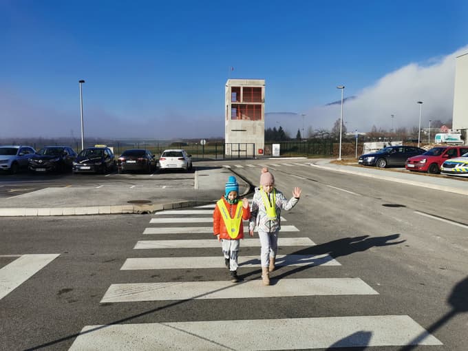 Prehodi za pešce - varnost ali nevarnost? Okrogla miza v Radljah ob Dravi.