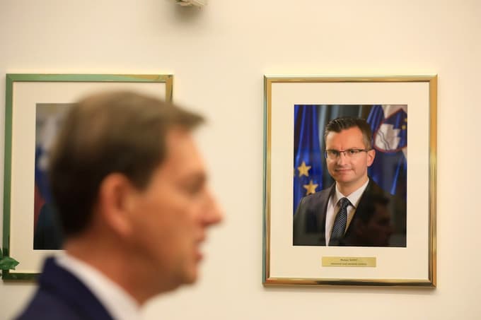 Zadnja predsednika vlade. Cerar in Šarec. Oba sta šla na volitve s strankama, ki sta se v nacionalno areno zavihteli le malo prej. Oba sta odstopila. 