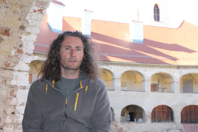 Gregor Domanjko: “Nekaj je treba najprej uničiti, da lahko potem ugotavljaš, kaj vse si delal narobe.”