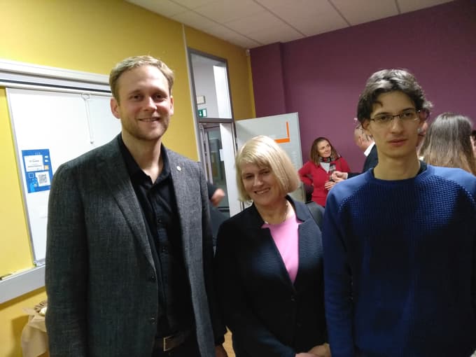 (INTERVJU) O Kickstarterju in zbranih milijonih: Slovenec, ki s svojim podjetjem v ZDA pomaga našim zagonskim podjetjem