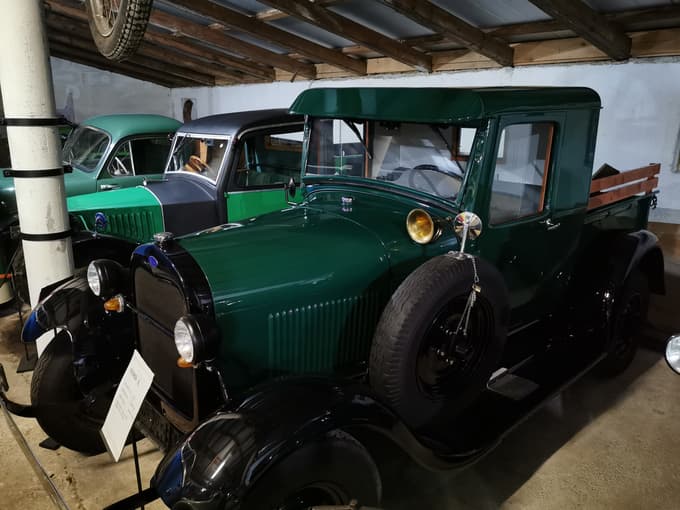 Ta ford A je bil dolga leta v lasti čebelarja Franca Kirarja