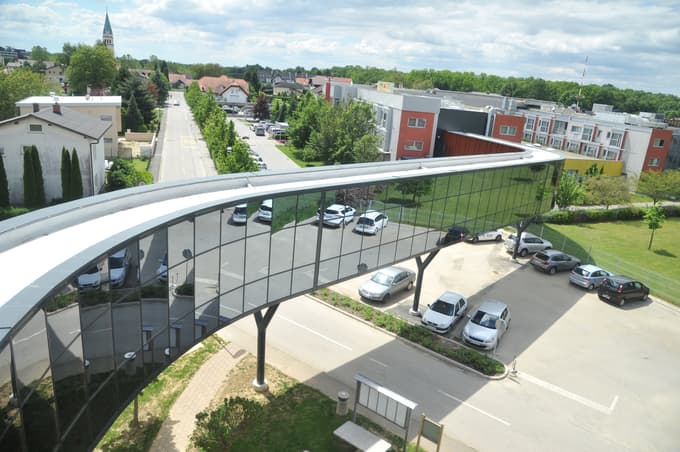 Direktor Term Vivat Metod Grah izpostavlja likvidnost podjetij, zaradi česar je že pisal gospodarskemu in finančnemu ministru.
 