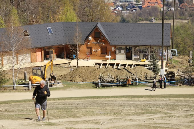 Kaj bo novega na Trikotni jasi: drugačna podoba, vsebine, terasa, igrala ...