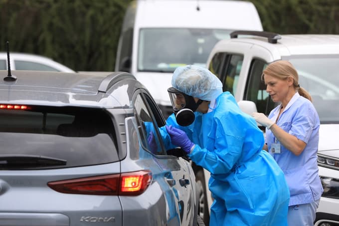 Zanimanje je zelo veliko: Samoplačniško testiranje na covid-19 do 100 evrov, izvid dobite v 24 urah