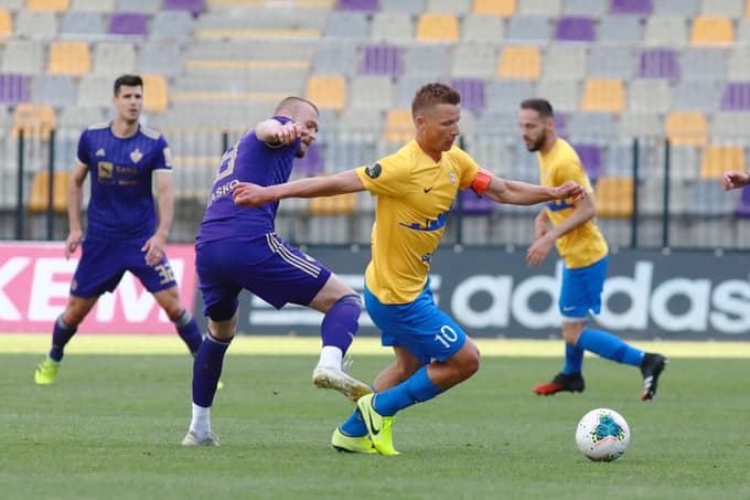 Dare Vršič pelje Koper tako suvereno, kot da ne bi bili novinci.