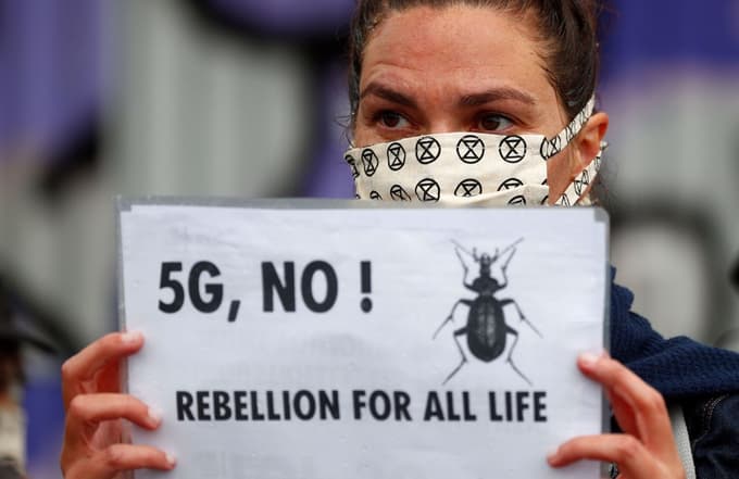 Teorije zarot: Zemlja je ploščata, seveda