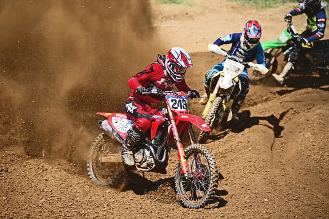 (FOTO) Ko pride Tim Gajser v Radizel, se še minus v blagajni splača