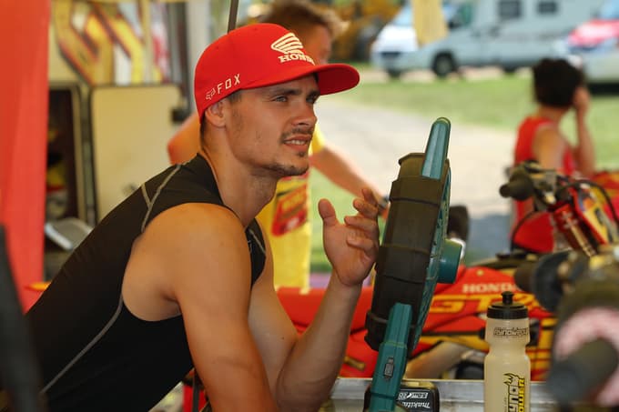 Tim Gajser v lastni hiši nima več miru: Če ne zaprem vrat od ograje, se mi vselej kdo pripelje na dvorišče