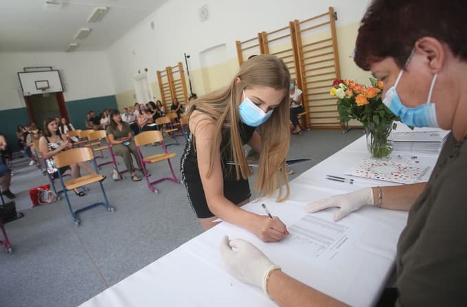 Podelitev maturitetnih spričeval na mariborski III. gimnaziji