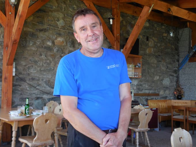 Oskrbnik koče Jelka Janez Špešič