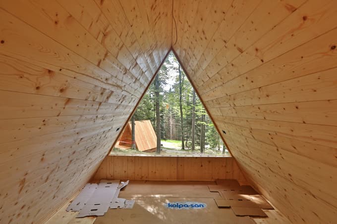 (FOTO) Slivniško Pohorje: Ob Andrejevem domu novi glamping