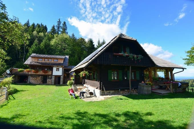 Sveti Duh na Ostrem Vrhu: Požar je uničil dom družine Toplak, ne pa tudi njihovih sanj