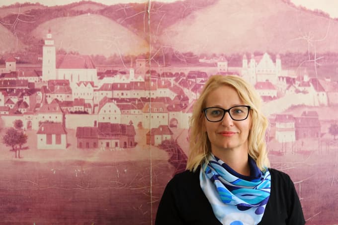 Janja Viher: "Nikoli ne sodi nobenega delovnega mesta, dokler sam nisi obul teh čevljev."