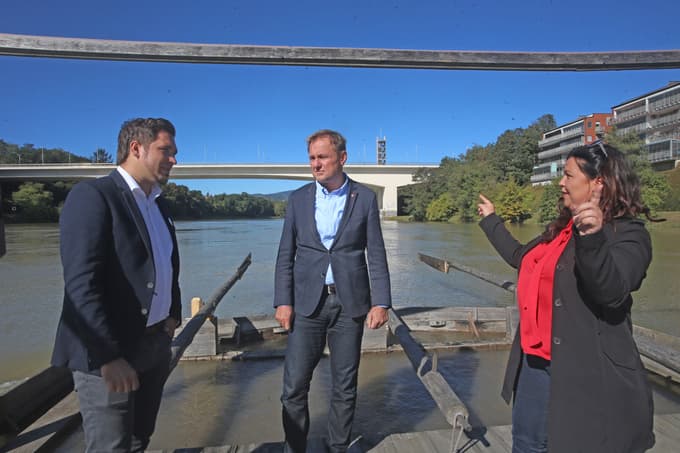 (FOTO) Projekt Naša Drava bo oživljal splavarjenje in športe na in ob reki Dravi