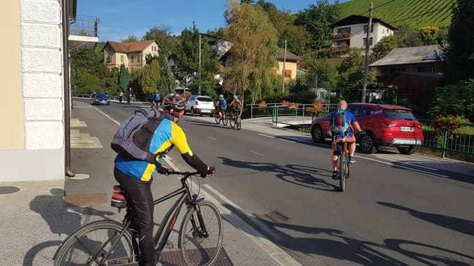 Planinsko društvo je z modrimi smernimi tablami označilo Framsko turnokolesarsko pot