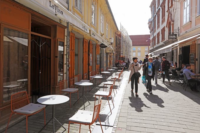 Uvajanje novih ukrepov v Mariboru: "To je pogreb za polovico gostinstva"