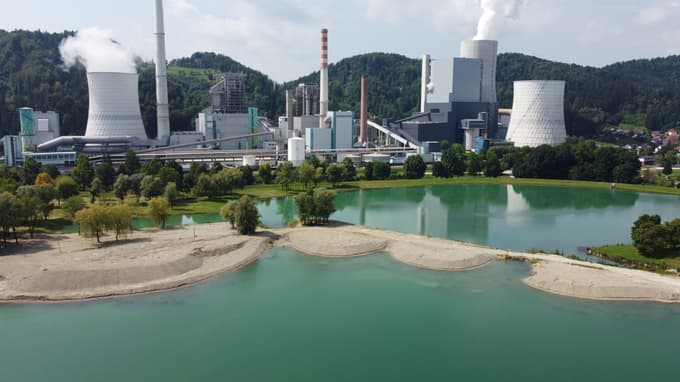 Pregrada na Družmirskem jezeru, ki jo gradi TEŠ