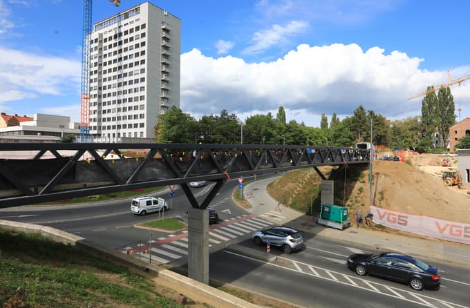 Nadhod pri Titovi cesti v Mariboru bodo za kolesarje in pešce odprli novembra