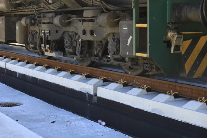 Brez kamenja in lesa