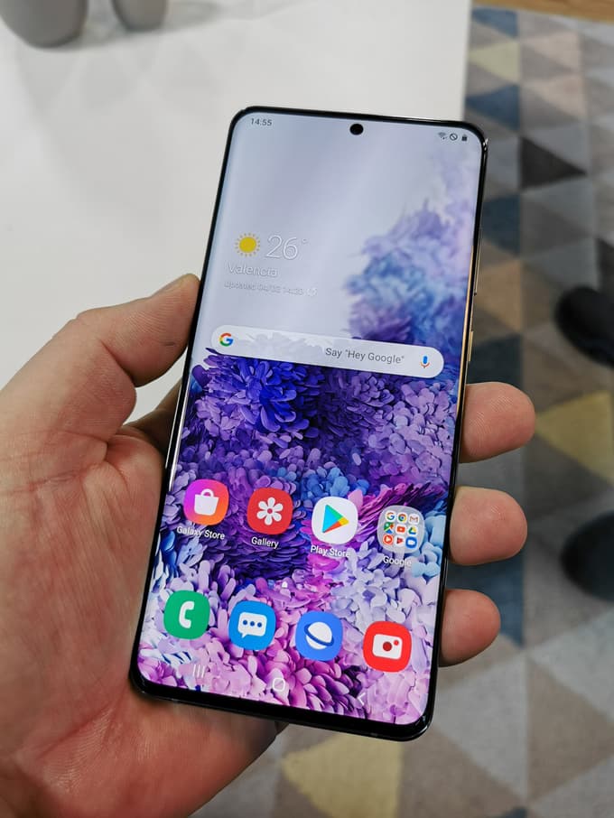 (FOTO in VIDEO) Preizkusili smo Galaxy S20 Ultra. To so vse tehnične karakteristike novih Samsungovih mobilnikov