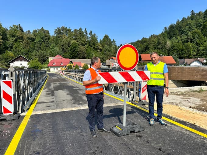 (FOTO) Dravska dolina ni več odrezana, novi začasni most v Otiškem Vrhu je odprt!