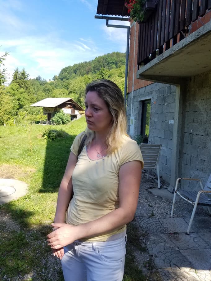 Solastnica stanovanjske hiše Karmen Krivonog je čez noč ostala brez doma.