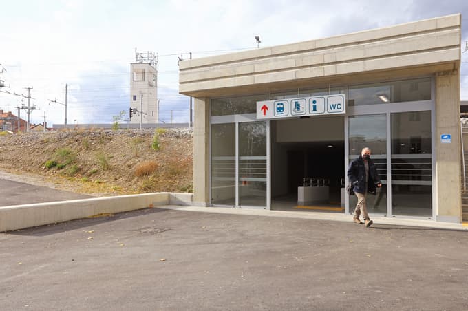 Novi vhod na železniško postajo iz Industrijske ulice v Melju