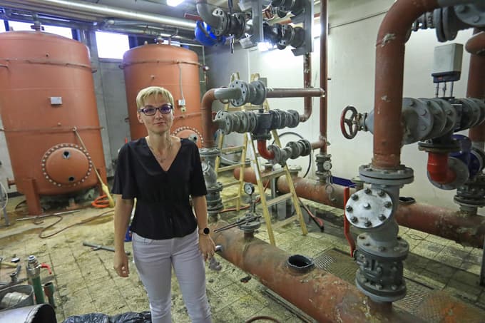 Ravnateljica doma Bojana Peruš Marušič se veseli, da so stari kotlovnici štete ure.