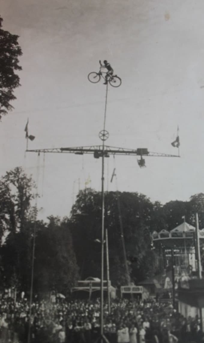 Aleksićeve akrobacije so navduševale množice ljudi