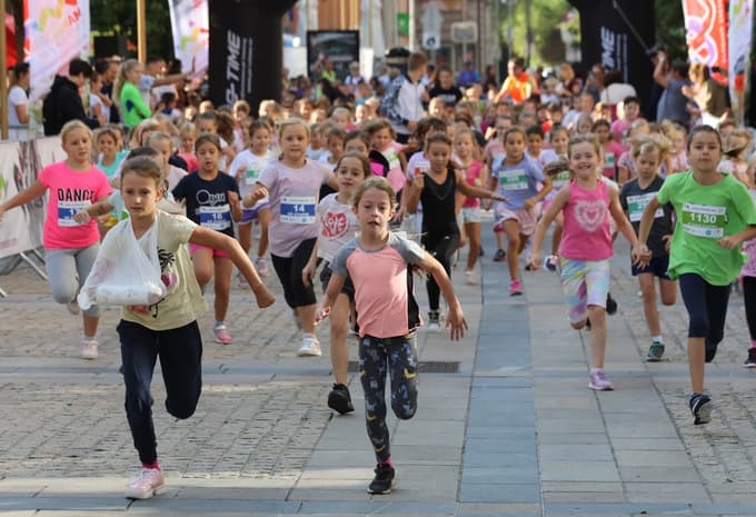 (FOTO in VIDEO) Maribor v gibanju: "Ste pripravljeni? Ste res pripravljeni? Jaaaaaaaaaaaaaa!"
