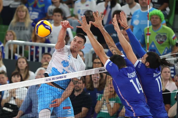 Klemen Čebulj in soigralci imajo priložnost, da se Francozom oddolžijo za zadnje poraze. 