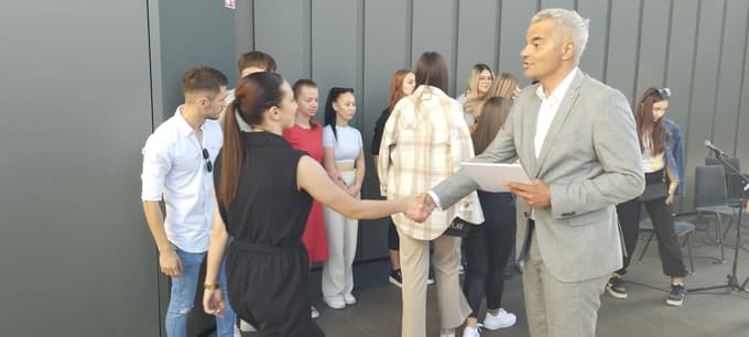 Čestitke dijakom Srednje šole za trženje in dizajn Maribor