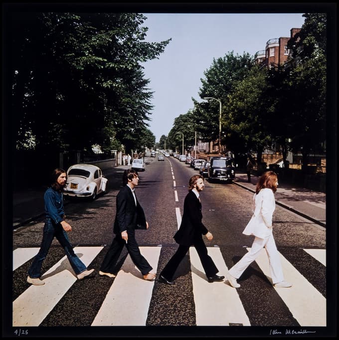 Abbey Road - enajsti studijski album skupine The Beatles iz leta 1969