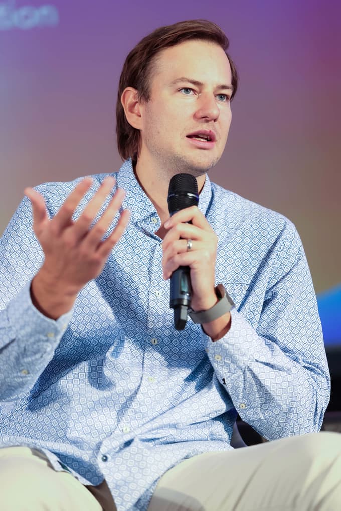 Šarunas Narbutas (Youth Cancer Europe), 35-letni litvanski odvetnik, ki od 18. leta živi z izjemno redko obliko levkemije.