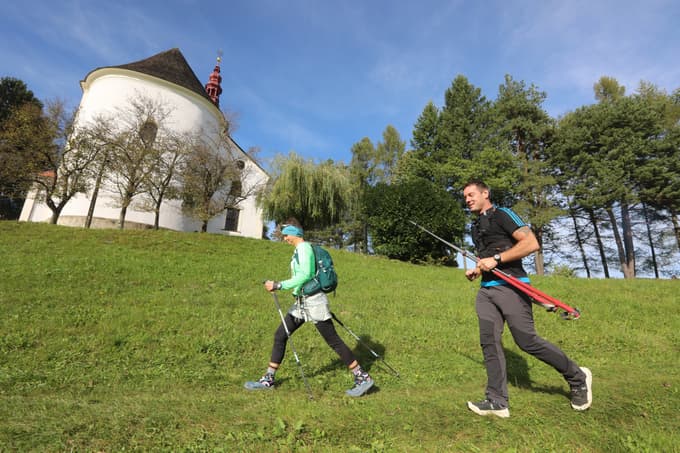 (FOTO) Samooskrbni ultramaraton čez Pohorje: Rešila ga je kokakola na Ruški koči