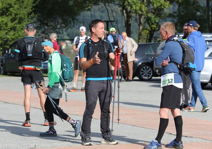 (FOTO) Samooskrbni ultramaraton čez Pohorje: Rešila ga je kokakola na Ruški koči