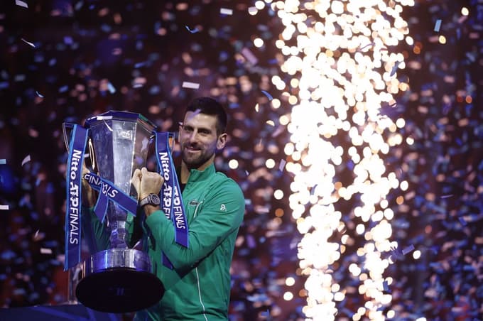 Sladka zmaga v peklenskem vzdušju: Đokoviću finale zaključka sezone
