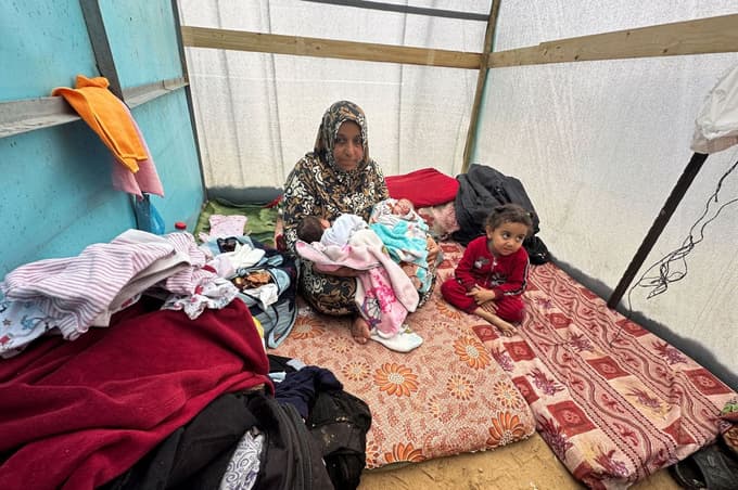 Akademiki pozivajo Natašo Pirc Musar, Urško Klakočar Zupančič, Roberta Goloba, Tanjo Fajon: Ukrepajte glede Palestine!