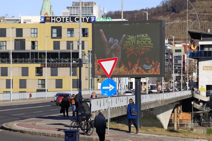 Delna zapora Titovega mostu: Kdaj Mariborčane čakajo spremembe v prometu in nov semafor?