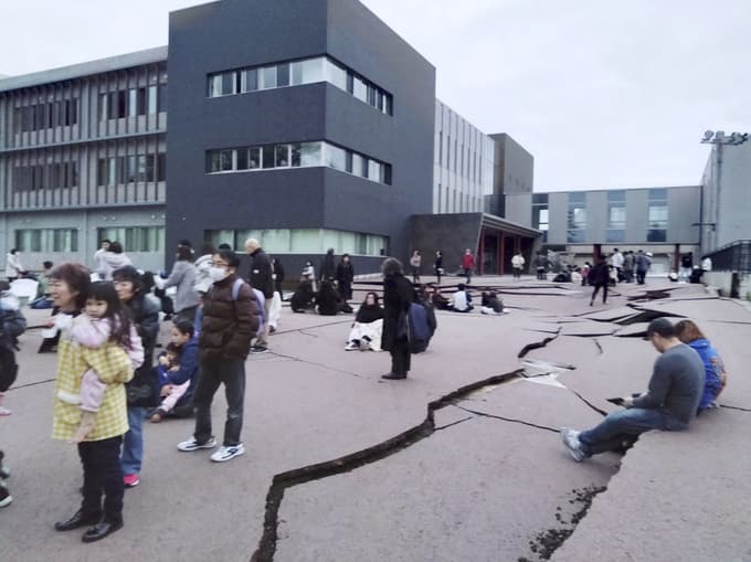 (FOTO in VIDEO) Poglejte trenutek, ko je Japonsko stresel potres z magnitudo 7,6