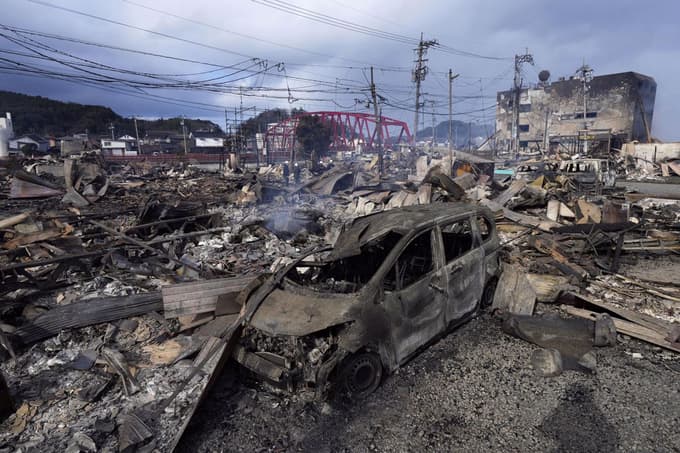 (FOTO) Število žrtev potresa na Japonskem naraslo na 57