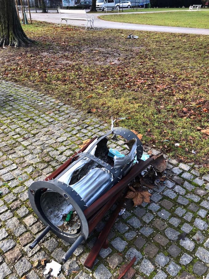 (FOTO) Na tisoče evrov škode: V Mariboru vse več vandalizma nad javnimi objekti