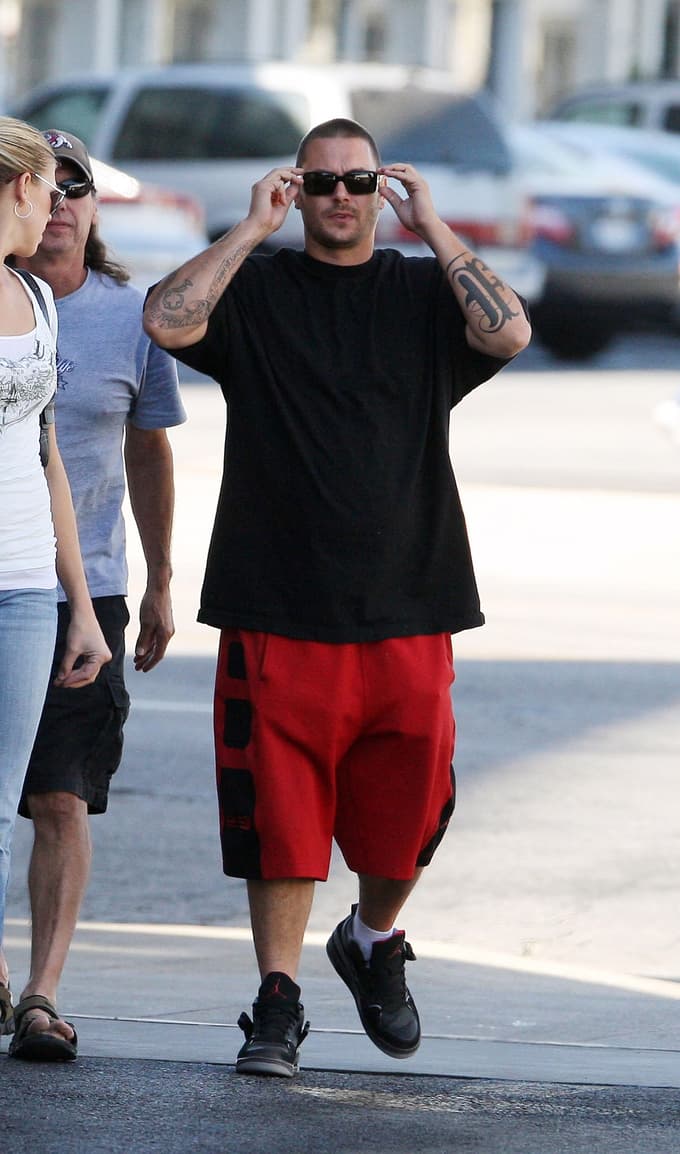 Kevin Federline in košarkarske hlače mahedrače.  