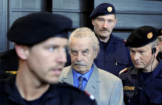 Josef Fritzl je bil leta 2009 obsojen na dosmrtno ječo. 