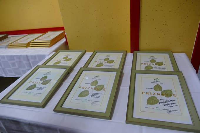 Lipove vejice navdiha so posebna priznanja Štajerske turistične zveze za urejenost okolja.