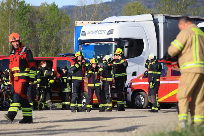 (FOTO) Konec nevarnosti: V Mariboru so uspešno deaktivirali bombo iz druge svetovne vojne