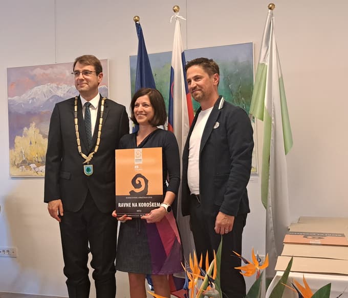 Podelitev certifikata Vrtcu Ravne